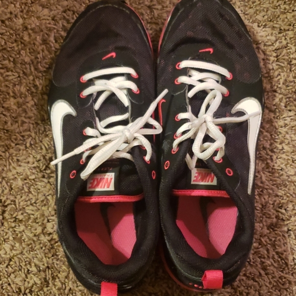 Nike Shoes - Nike shoes